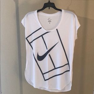Nike dri-fit tennis workout top sz M